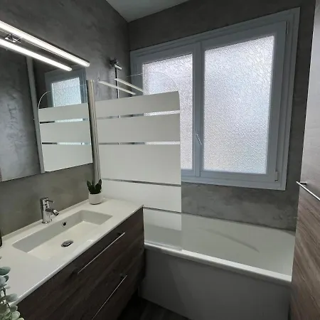 Spacieux Et Confortable Avec 3 מונדוויל