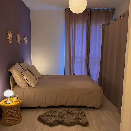 דירה Spacieux Et Confortable Avec 3 *